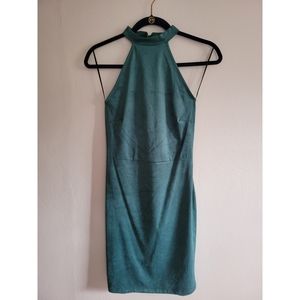 NWT bodycon open back haltar